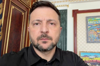 Nechtějí nám dát rakety, abychom byli poslušnější, kritizuje Zelenskij