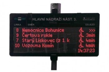 Jihomoravský kraj: Informační panely na zastávkách se propojují s vozidly