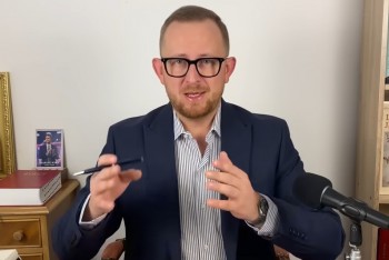 120 milionů za demokracii? Milion chvilek pod palbou