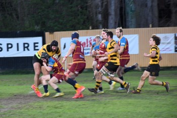 Kam 25. dubna za sportem?  Na fotbal, lední hookej,  florbal či ragby