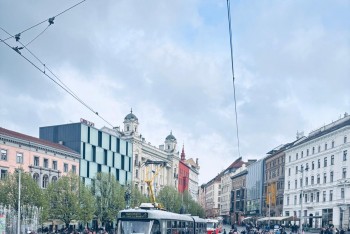 Fanoušci se rozloučili s legendárními tramvajemi K2