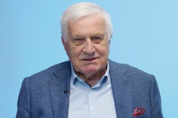 Pavel podle Klausova institutu poškozuje vztahy s Německem